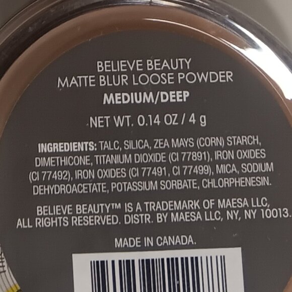 LOT OF FOUR / MAKE-UP FINISHING POWDER & SATIN FINISH FOUNDATION - Picture 5 of 5